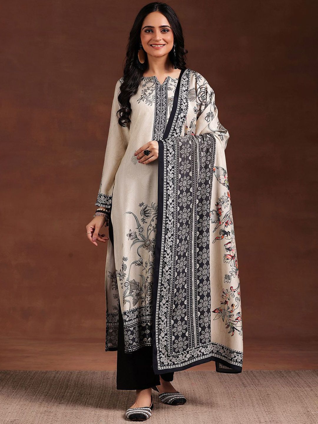 Women Printed Kurta Set